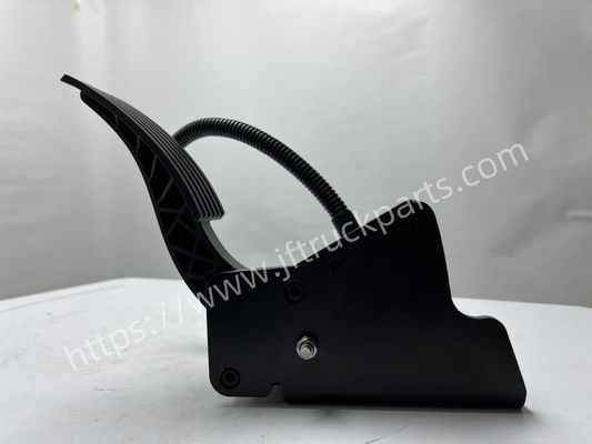 シャックマントラック部品 加速器ペダル組 DZ97189570487